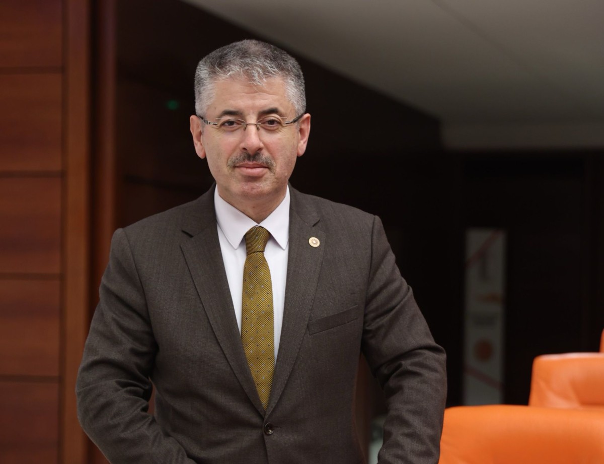 ÇOPUROĞLU: “KURBAN BAYRAMI PAYLAŞMANIN, KARDEŞLİĞİN VE MUHABBETİN BAYRAMIDIR”