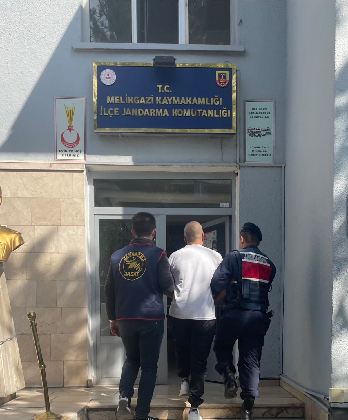 49 Yıl 5 Ay 10 Gün hapis cezası bulunan şahıs yakalandı 