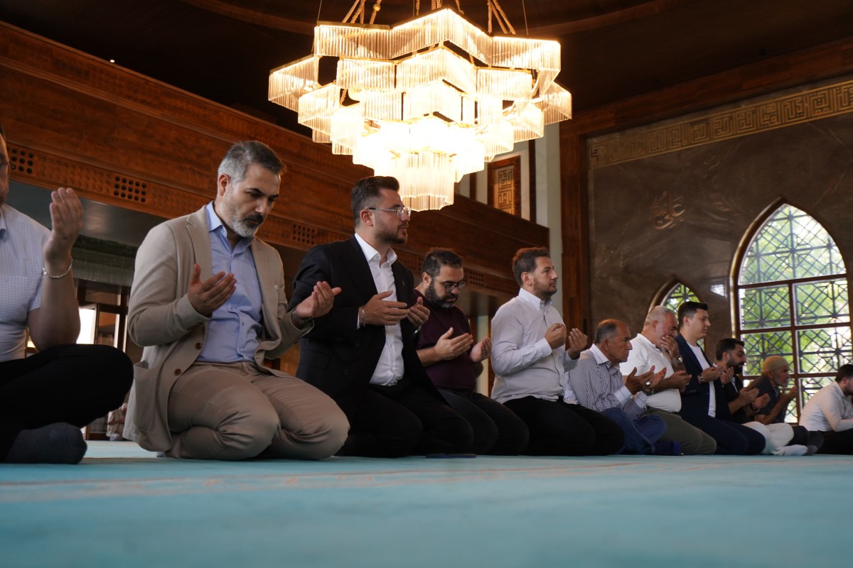 AK Parti Kayseri Teşkilatından Mevlid Programı !